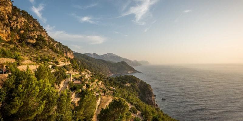 Stressfri flytt — Den ultimata checklistan för 2025